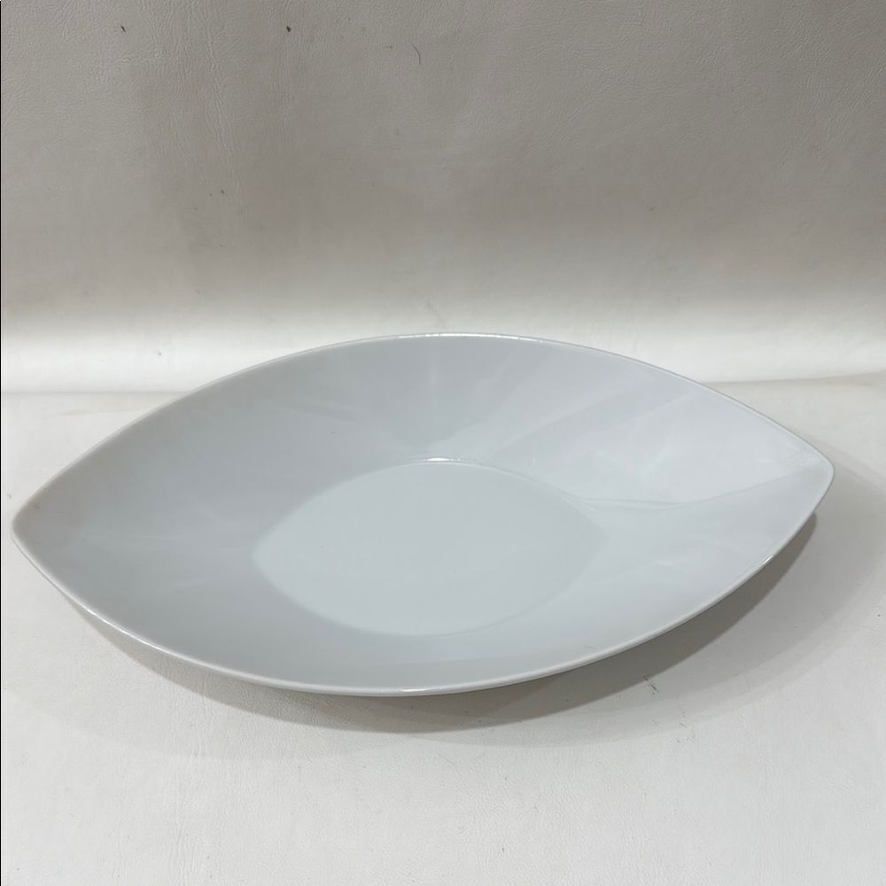 Rosenthal White Porcelain Modern Oval Serve Ware Dish Germany Epoque One Dish